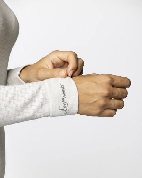 Lamunt ALICE BASELAYER MAGLIA IN CASHMERE MANICHE LUNGHE Vendita