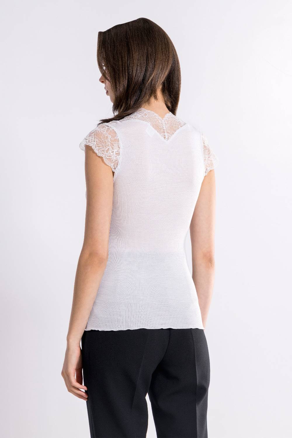 Oscalito T-shirt Donna70% Lana , 30% Seta 6825 I Più Venduti