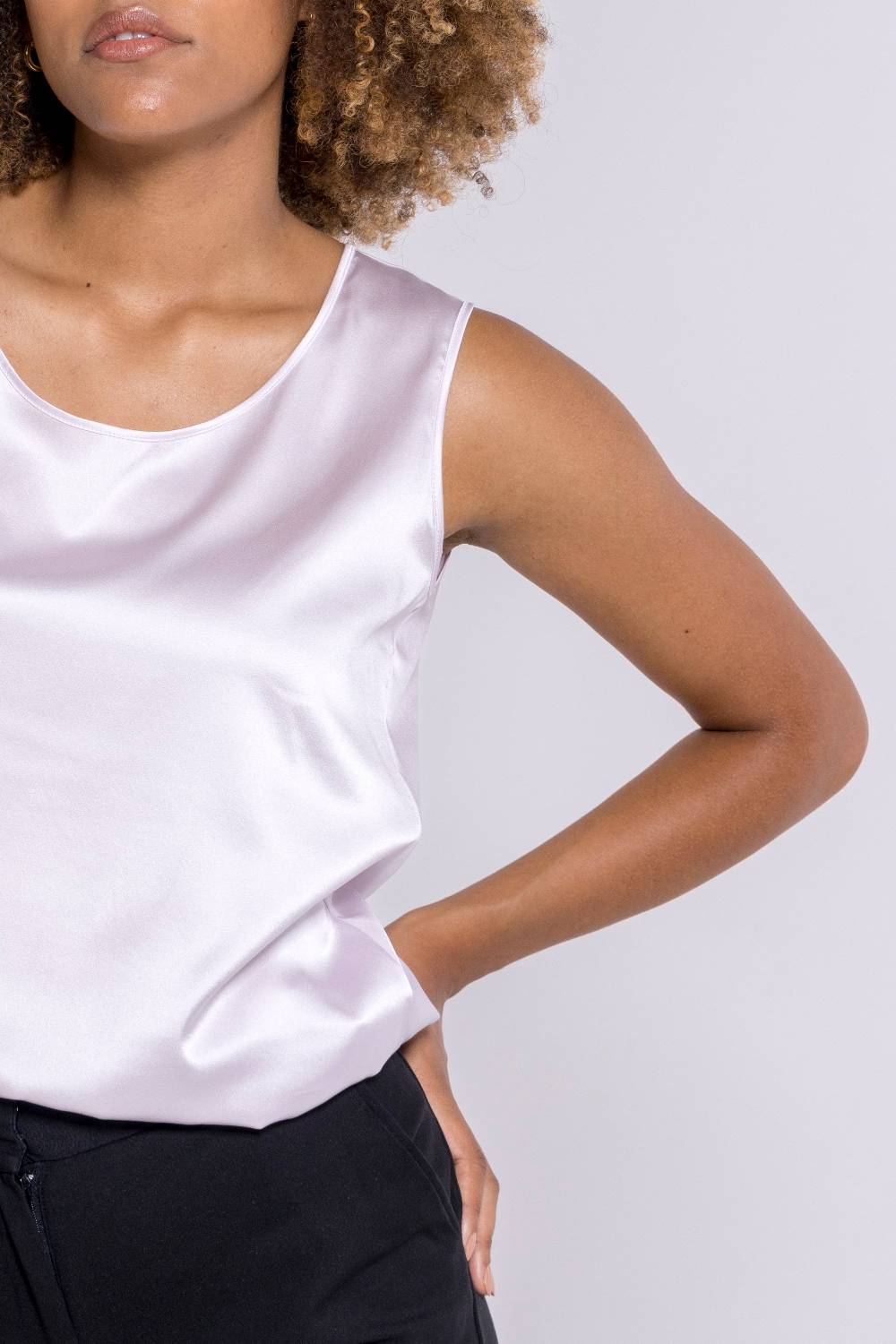 Oscalito Top donna in seta elasticizzata 10306 2025