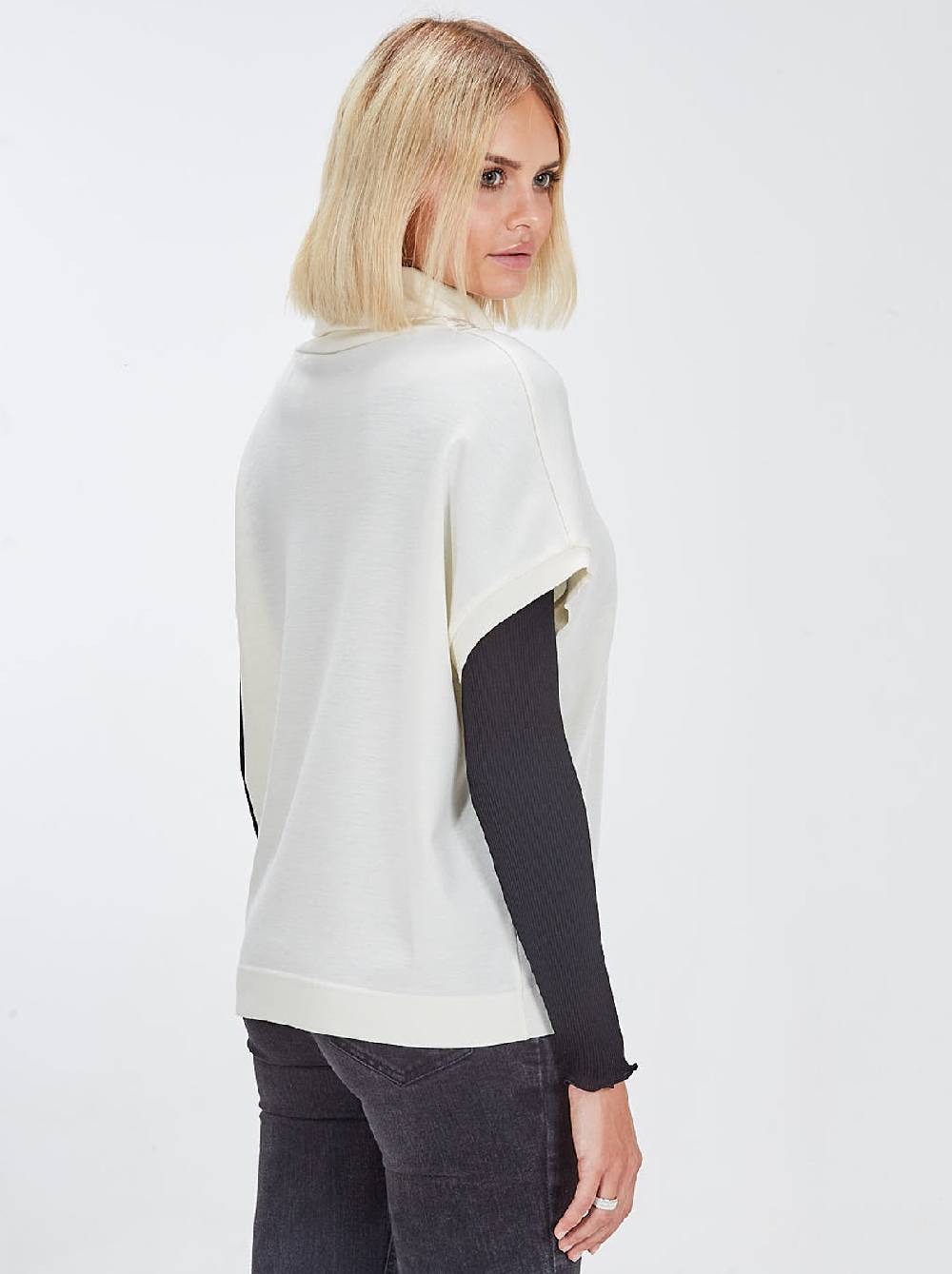 Oscalito Camicia Donna Smanicata in Lana e Seta con dettagli macramè 5836 Saldi Di Fabbrica
