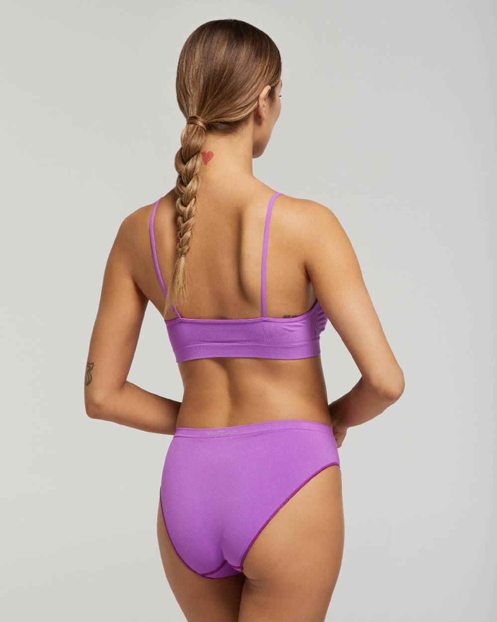 Pompea Brassiere seamless spalla stretta tinta unita Italia