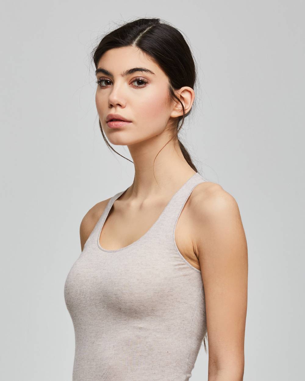 Pompea CANOTTA SPALLA LARGA SCOLLO TONDO IN MODAL CASHMERE Offerte giornaliere