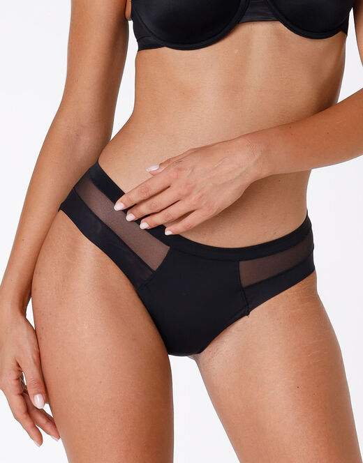 Lovable Slip Invisible Ultralight nero in microfibra e tulle. Massima invisibilità Vendita