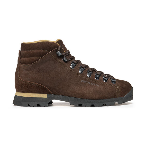 Scarpa PRIMITIVE Reinterprets the tradition style in a modern key Offerte