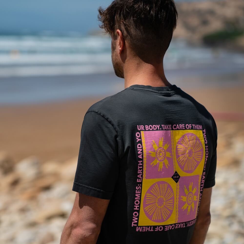 Seay / T-Shirt Nera Symbols Spedizione Gratuita