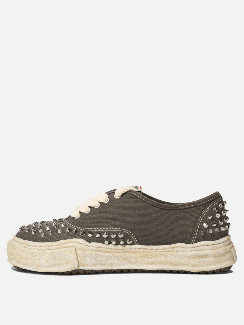 Vietti Maison Mihara Yasuhiro Sneaker con borchie "Baker" Prezzo Ridotto